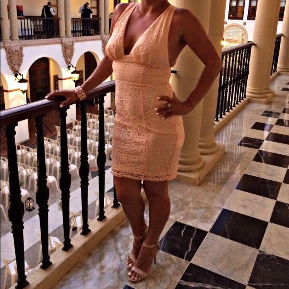 Bebe bodycon formal dress